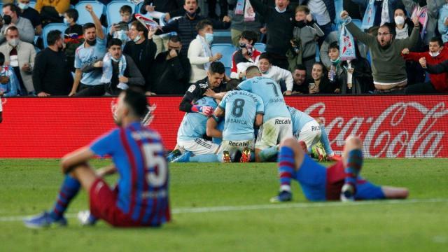 爱游戏-哈维看看吧，这就是你要带的队，3球领先被绝平