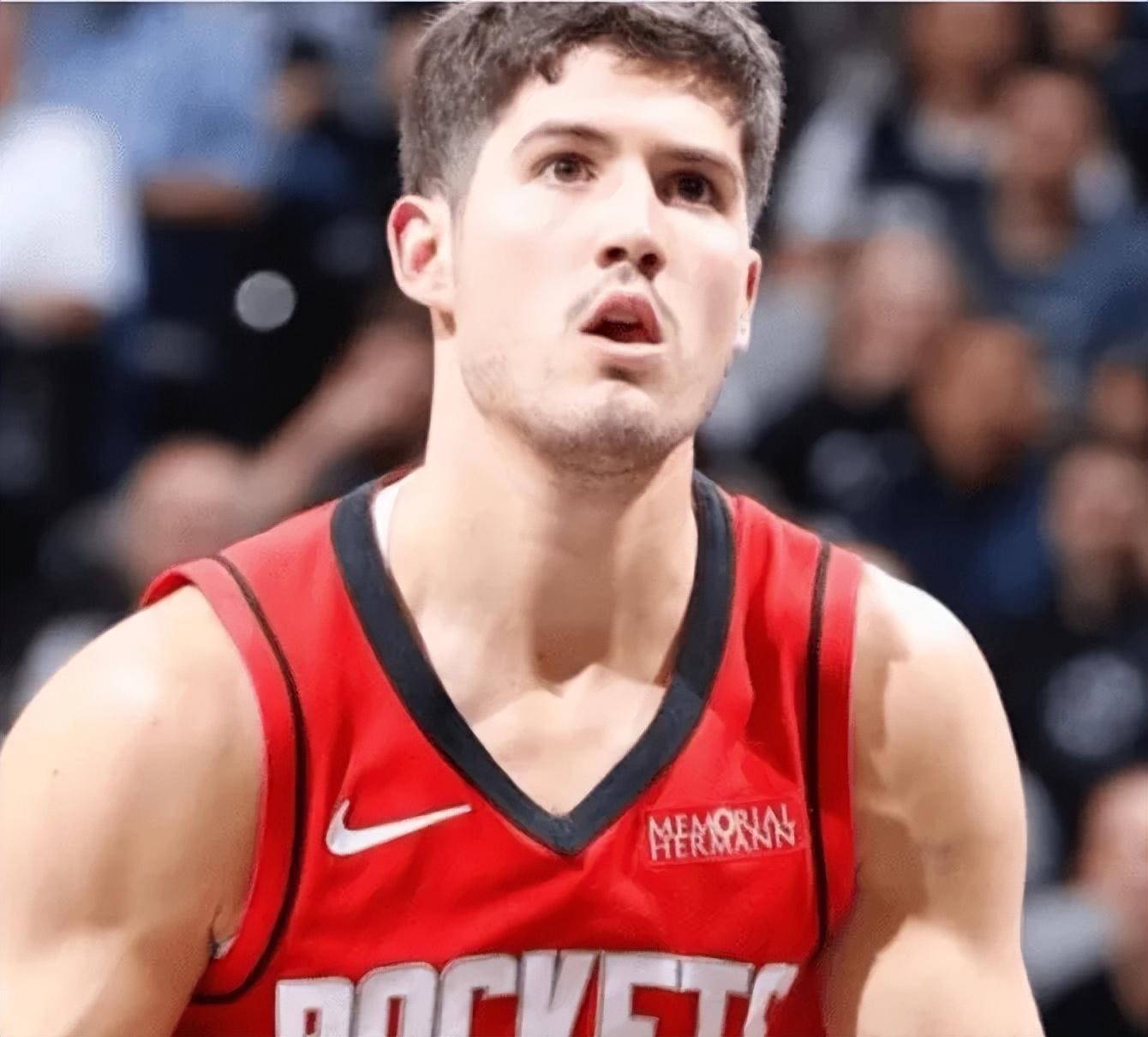 爱游戏部门-谢泼德真打出来了！防守蜕变能串联全队，还能进关键三分！